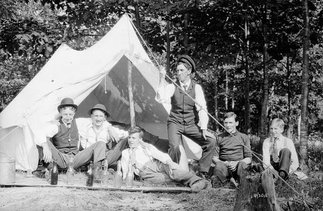 Camping Wikipedia