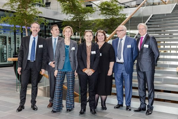 Signature partenariat Vivalib et Hager