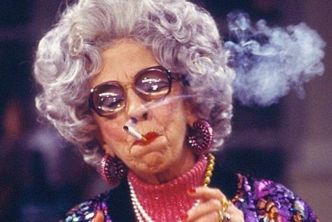 Grand-mère Yetta, une Nounou d'Enfer