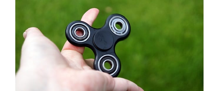 Hand Spinner - Toupie - Loisirs pour personnes âgées