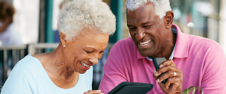 Tablette - Tablettes seniors - Tablette tactile - Lutte contre la fracture numérique - Une