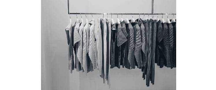 Vêtements - Habillement - Pret-à-porter