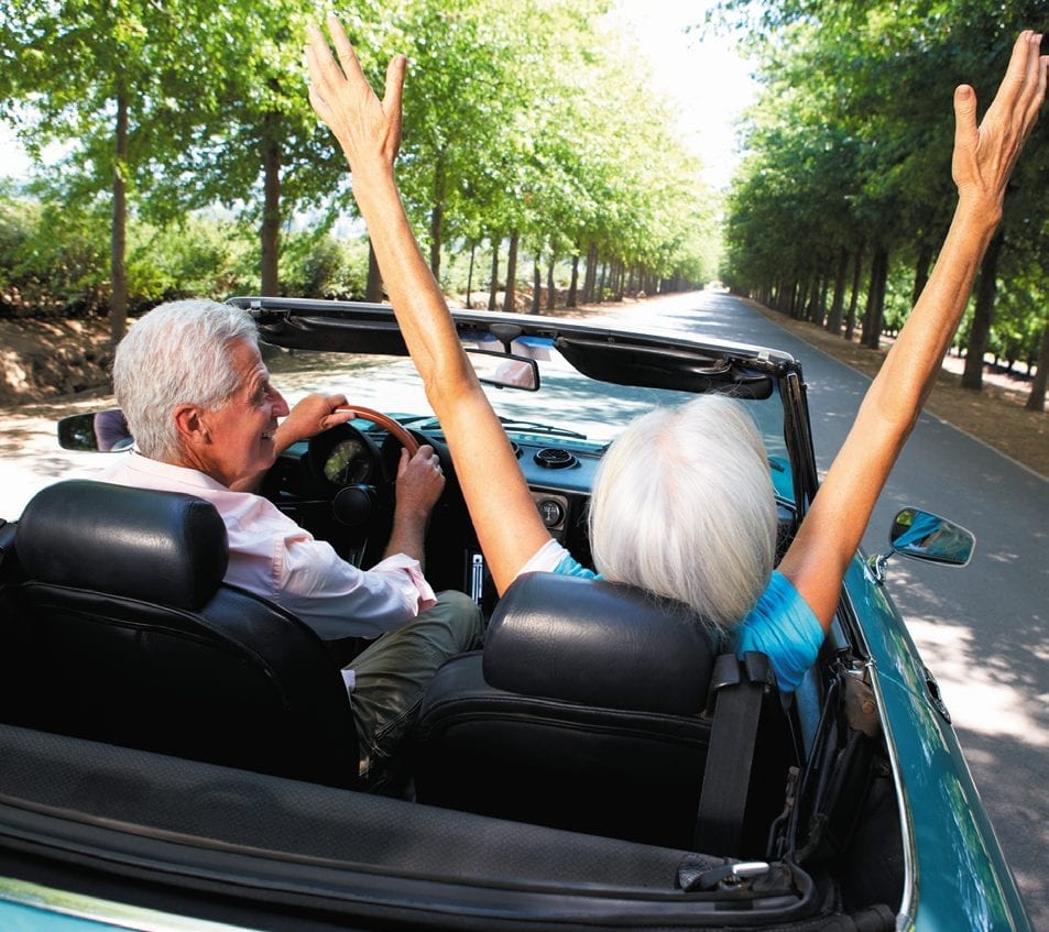 seniors - mobilité - voiture - transport - conduite 