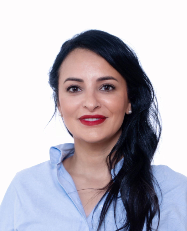 Rajaa Chahbi, directrice en autonomie chez Ouihelp et docteure en gérontologie
