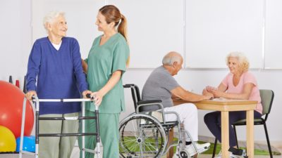 attracitivté des métiers du grand âge répondre à l'urgence