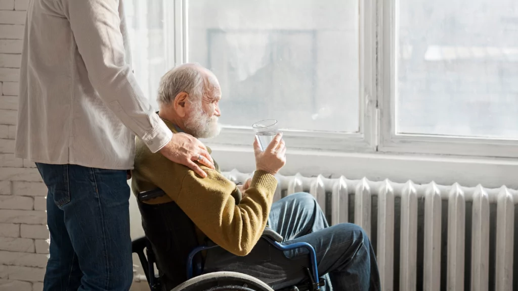 Parkinson : une simple prise de sang pourrait détecter la maladie jusqu’à 20 ans avant les premiers tremblements

