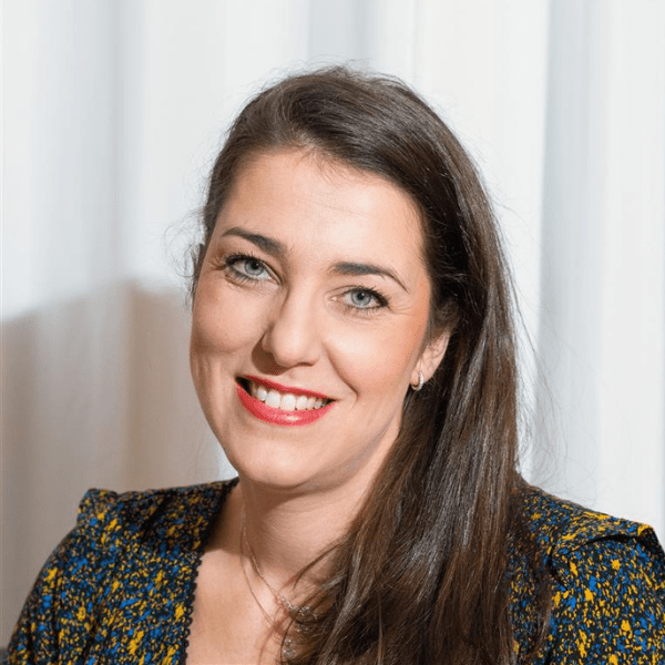 Julie Beausir, consultante en stratégie, transformation et performance et coach professionnel chez Xelya