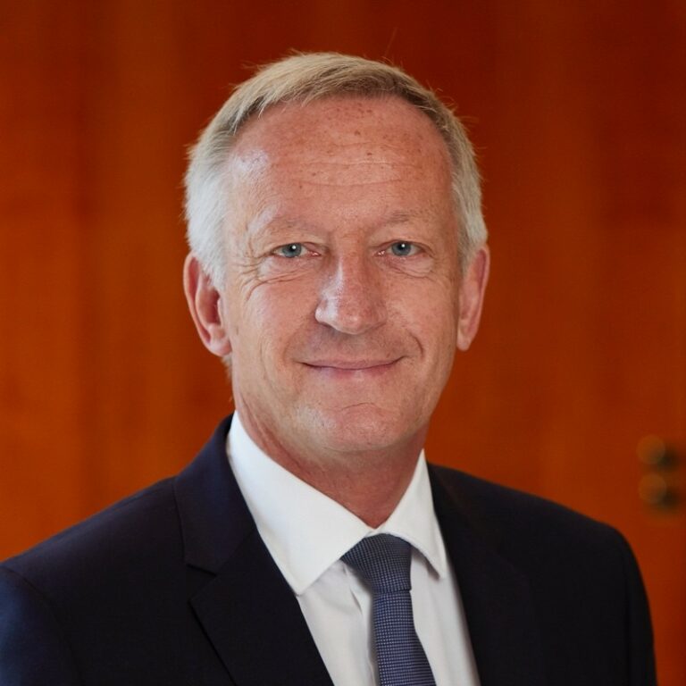 Olivier RICHEFOU, président du Conseil départemental de la Mayenne