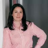 Laura Benoumechiara, Directrice des Ressources Humaines de DomusVi France