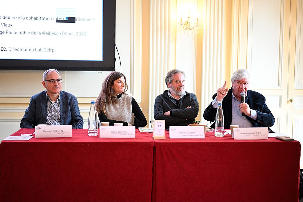 Vieillissement
Âgisme
Autonomie
Cohabitation intergénérationnelle
Bien vieillir