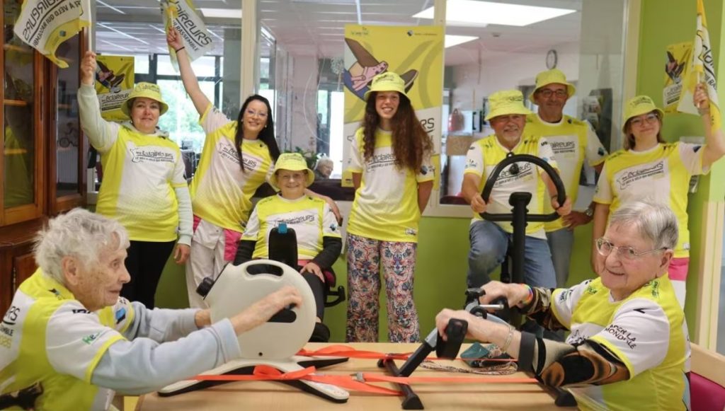  eclaireurs du tour 2026 vélo qui rassemble ehpad seniors personnes âgées