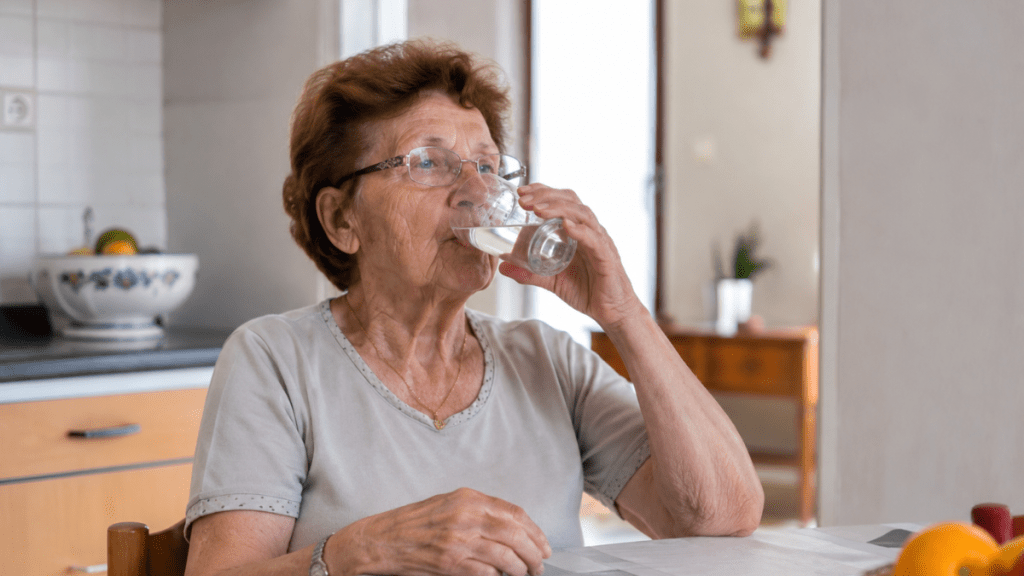 Canicule - Personne âgée - Déshydratation - Coup de chaleur - Aidants - Fortes chaleurs